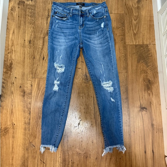 Judy Blue Denim - Judy Blue size 9/29 straight leg distressed jeans